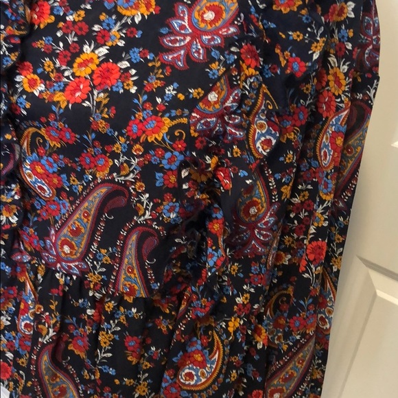 Nice blouse - Picture 3 of 4